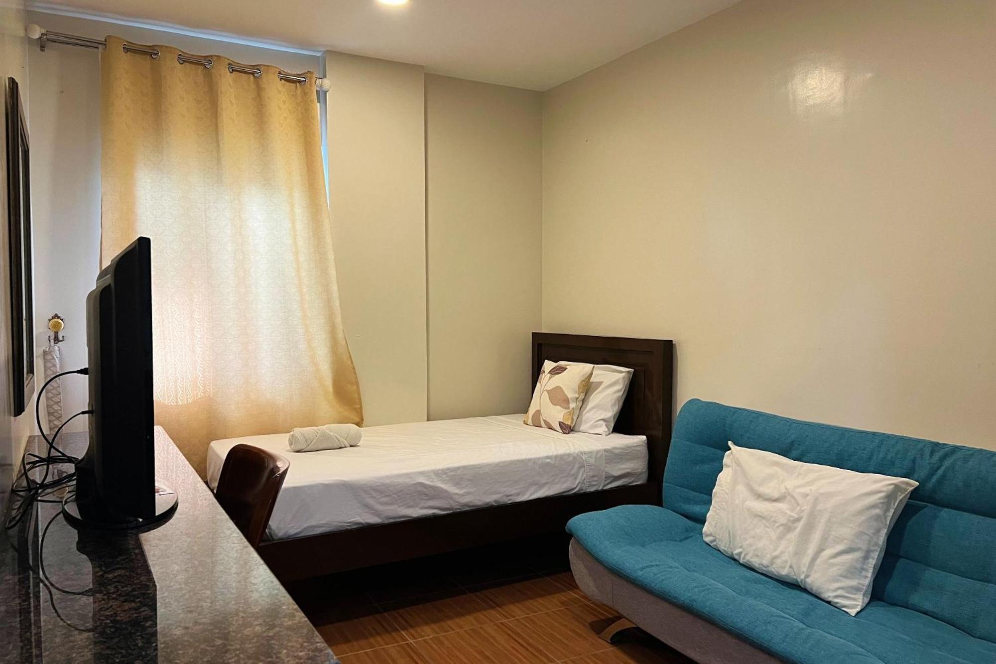 Venezia Suites Hotel Iloilo Zimmer foto