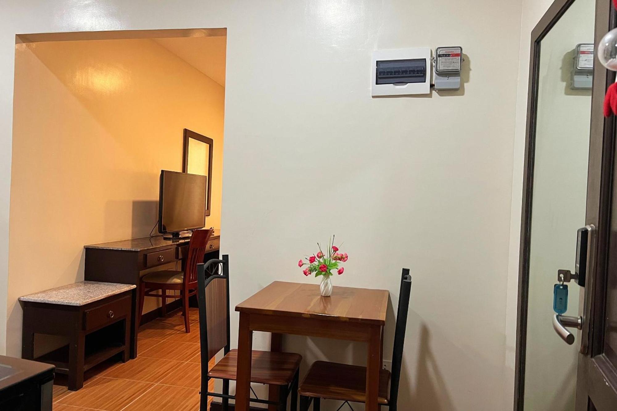 Venezia Suites Hotel Iloilo Zimmer foto